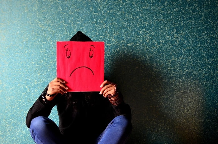 Wat is lichamelijke stress? Oorzaken en symptomen om voor uit te kijken!
